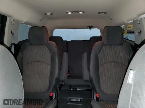 ✅ 2016 Chevrolet Traverse LT • VIN: 1GNKVHKD4GJ187070 • Lot: 82732135. Wystawiony na Copart z przebiegiem 150 289 mil. Bezpłatny archiwum sprzedaży aukcyjnych z USA i szczegółowy raport historii pojazdu na DreamBid. Zdjęcie 10.