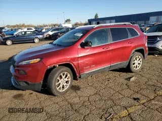 ✅ 2015 Jeep Cherokee Latitude • VIN: 1C4PJMCS5FW521656 • Lot: 85957415. Wystawiony na Copart z przebiegiem 163 745 mil. Bezpłatny archiwum sprzedaży aukcyjnych z USA i szczegółowy raport historii pojazdu na DreamBid. Zdjęcie 1.
