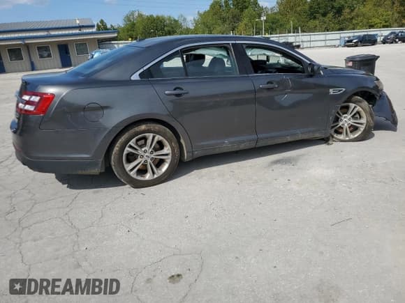 ✅ 2018 Ford Taurus SEL • VIN: 1FAHP2E89JG119303 • Lot: 84584455. Listed on Copart with 221,825 mi. Free auction sales archive from the USA and detailed vehicle history report at DreamBid. Image 3.