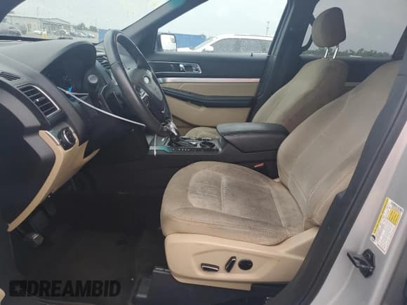 ✅ 2017 Ford Explorer XLT • VIN: 1FM5K7D88HGA67338 • Лот: 59279345. Опубликован ранее на Copart с пробегом 94 283 миль. Бесплатный доступ к архиву аукционных продаж из США и подробный отчёт об истории автомобиля на DreamBid. Изображение 7.