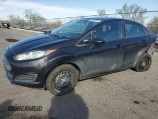 ✅ 2015 Ford Fiesta S • VIN: 3FADP4AJ4FM203450 • Lot: 59426925. Wystawiony na Copart z przebiegiem 124 029 mil. Bezpłatny archiwum sprzedaży aukcyjnych z USA i szczegółowy raport historii pojazdu na DreamBid. Zdjęcie 1.