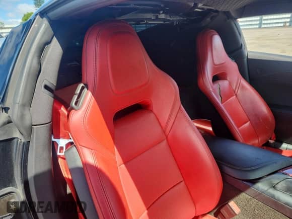 2014 Chevrolet Corvette Z51 1LT с VIN 1G1YG2D73E5113977, выставлен на аукционе Copart как лот 71169915 с пробегом 62 369 миль миль и Списание • Salvage title. История ставок и продаж доступна на DreamBid. Изображение 10.