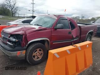 ✅ 2004 Chevrolet Silverado 1500 LS • VIN: 1GCEK19T74E126531 • Lot: 43512063. Wystawiony na IAAI z przebiegiem 205 835 mil. Bezpłatny archiwum sprzedaży aukcyjnych z USA i szczegółowy raport historii pojazdu na DreamBid. Zdjęcie 2.