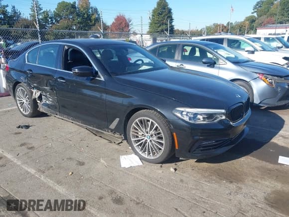 ✅ 2017 BMW 5 Series 540i xDrive • VIN: WBAJE7C31HG890125 • Lot: 43471719. Listed on IAAI with 60,462 mi. Free auction sales archive from the USA and detailed vehicle history report at DreamBid. Image 1.