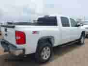 2007 Chevrolet Silverado 1500 1LT z VIN 3GCEK13387G506628, wystawiony jako IAAI lot #42087661 z przebiegiem 270 119 mil mil oraz . Historia ofert i sprzedaży dostępna na DreamBid. Obrazek 4.