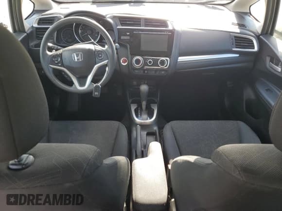 ✅ 2015 Honda Fit EX-L • VIN: 3HGGK5H88FM730438 • Lot: 85960095. Listed on Copart with 143,478 mi. Free auction sales archive from the USA and detailed vehicle history report at DreamBid. Image 8.