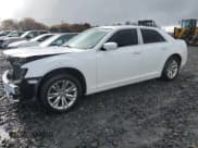 ✅ 2017 Chrysler 300 Limited • VIN: 2C3CCAAG8HH661941 • Lot: 82579765. Wystawiony na Copart z przebiegiem 108 884 mil. Bezpłatny archiwum sprzedaży aukcyjnych z USA i szczegółowy raport historii pojazdu na DreamBid. Zdjęcie 1.