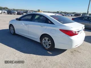 ✅ 2013 Hyundai Sonata GLS • VIN: 5NPEB4AC0DH724232 • Лот: 43590422. Опубликован ранее на IAAI с пробегом 102 624 миль. Бесплатный доступ к архиву аукционных продаж из США и подробный отчёт об истории автомобиля на DreamBid. Изображение 3.