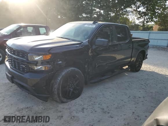 ✅ 2021 Chevrolet Silverado 1500 Custom • VIN: 1GCPYBEK6MZ202646 • Lot: 72697984. Wystawiony na Copart z przebiegiem 20 582 mil. Bezpłatny archiwum sprzedaży aukcyjnych z USA i szczegółowy raport historii pojazdu na DreamBid. Zdjęcie 1.