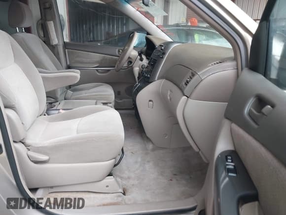 ✅ 2006 Toyota Sienna LE • VIN: 5TDZA23C76S586448 • Lot: 43839867. Listed on IAAI with 144,046 mi. Free auction sales archive from the USA and detailed vehicle history report at DreamBid. Image 5.