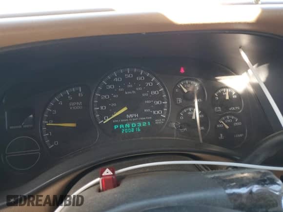 2000 Chevrolet Suburban LS с VIN 3GNEC16T2YG160819, выставлен на аукционе Copart как лот 77664344 с пробегом 200 816 миль миль и Списание • Salvage title. История ставок и продаж доступна на DreamBid. Изображение 9.