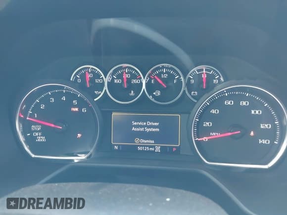 ✅ 2021 Chevrolet Suburban LT • VIN: 1GNSKCKDXMR319645 • Lot: 41462563. Wystawiony na IAAI z przebiegiem 50 125 mil. Bezpłatny archiwum sprzedaży aukcyjnych z USA i szczegółowy raport historii pojazdu na DreamBid. Zdjęcie 7.