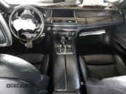 ✅ 2014 BMW 7 Series 750i • VIN: WBAYA8C5XED228381 • Lot: 51273695. Wystawiony na Copart z przebiegiem Nie podano. Bezpłatny archiwum sprzedaży aukcyjnych z USA i szczegółowy raport historii pojazdu na DreamBid. Zdjęcie 8.