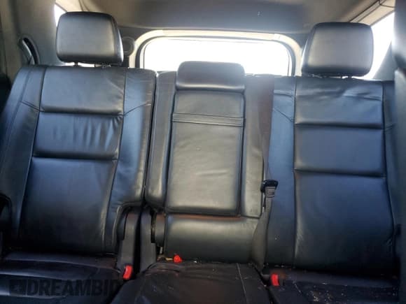 ✅ 2017 Dodge Durango GT • VIN: 1C4RDJDG5HC600855 • Lot: 90321905. Listed on Copart with 162,510 mi. Free auction sales archive from the USA and detailed vehicle history report at DreamBid. Image 10.