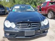 ✅ 2008 Mercedes-Benz CLK 550 • VIN: WDBTK72F68T098624 • Lot: 43070674. Wystawiony na IAAI z przebiegiem 76 954 mil. Bezpłatny archiwum sprzedaży aukcyjnych z USA i szczegółowy raport historii pojazdu na DreamBid. Zdjęcie 12.