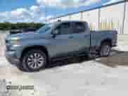 2021 Chevrolet Silverado 1500 Custom z VIN 1GCRYBEH2MZ190606, wystawiony jako Copart lot #85886485 z przebiegiem 178 895 mil mil oraz Nie do naprawy • Non repairable. Historia ofert i sprzedaży dostępna na DreamBid. Obrazek 1.