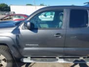 ✅ 2010 Toyota Tacoma • VIN: 5TEUU4EN1AZ712164 • Lot: 43108565. Listed on IAAI with 224,572 mi. Free auction sales archive from the USA and detailed vehicle history report at DreamBid. Image 17.