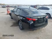 ✅ 2024 Nissan Versa S • VIN: 3N1CN8DV7RL905714 • Лот: 43747834. Опубликован ранее на IAAI с пробегом 9 999 миль. Бесплатный доступ к архиву аукционных продаж из США и подробный отчёт об истории автомобиля на DreamBid. Изображение 3.