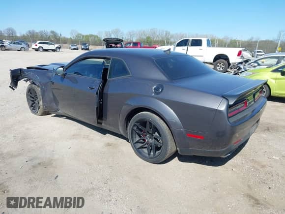 ✅ 2020 Dodge Challenger R/T Scat Pack • VIN: 2C3CDZFJXLH143113 • Lot: 42217914. Wystawiony na IAAI z przebiegiem 27 538 mil. Bezpłatny archiwum sprzedaży aukcyjnych z USA i szczegółowy raport historii pojazdu na DreamBid. Zdjęcie 3.