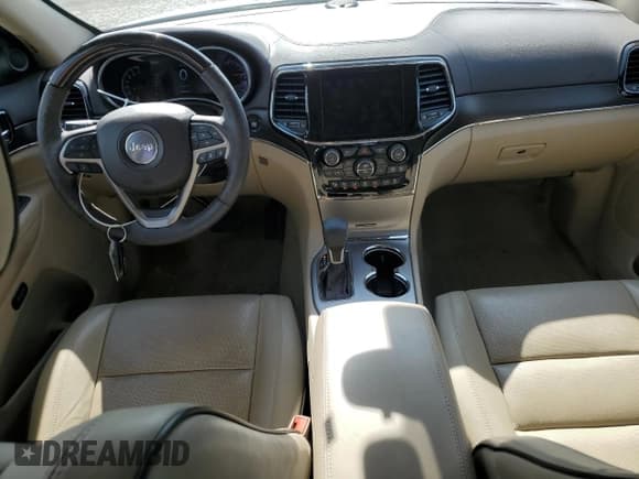 ✅ 2019 Jeep Grand Cherokee Overland • VIN: 1C4RJFCG5KC590780 • Lot: 64016825. Listed on Copart with 26,694 mi. Free auction sales archive from the USA and detailed vehicle history report at DreamBid. Image 8.