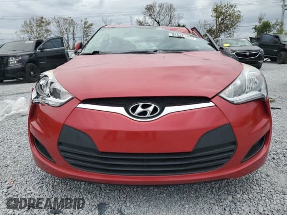 ✅ 2016 Hyundai Veloster • VIN: KMHTC6AD1GU284746 • Lot: 88546295. Wystawiony na Copart z przebiegiem 103 855 mil. Bezpłatny archiwum sprzedaży aukcyjnych z USA i szczegółowy raport historii pojazdu na DreamBid. Zdjęcie 5.
