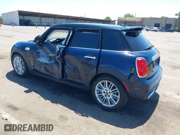 ✅ 2016 MINI Hardtop 4 Door S • VIN: WMWXU3C50G2D30408 • Лот: 42228834. Опубликован ранее на IAAI с пробегом 111 862 миль. Бесплатный доступ к архиву аукционных продаж из США и подробный отчёт об истории автомобиля на DreamBid. Изображение 3.