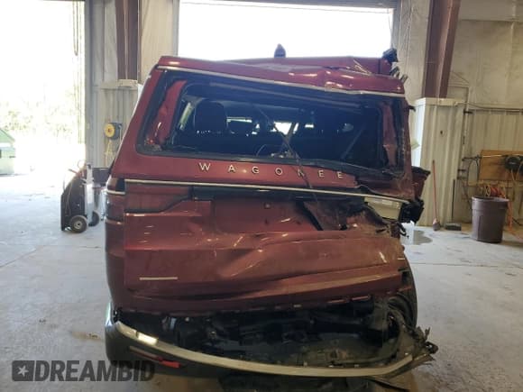 ✅ 2022 Jeep Wagoneer Series II • VIN: 1C4SJVBTXNS178357 • Лот: 80536315. Опубликован ранее на Copart с пробегом 38 005 миль. Бесплатный доступ к архиву аукционных продаж из США и подробный отчёт об истории автомобиля на DreamBid. Изображение 6.