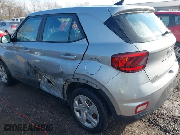 ✅ 2020 Hyundai Venue SE • VIN: KMHRB8A32LU015682 • Lot: 41877917. Listed on IAAI with 73,267 mi. Free auction sales archive from the USA and detailed vehicle history report at DreamBid. Image 3.