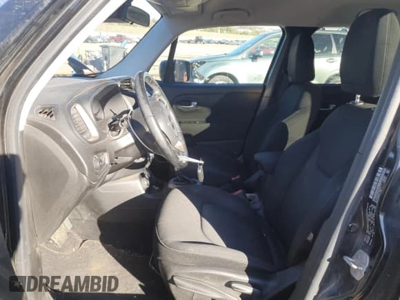 ✅ 2015 Jeep Renegade Latitude • VIN: ZACCJBBT9FPB27670 • Lot: 90381235. Wystawiony na Copart z przebiegiem 181 037 mil. Bezpłatny archiwum sprzedaży aukcyjnych z USA i szczegółowy raport historii pojazdu na DreamBid. Zdjęcie 7.