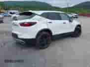 2021 Chevrolet Blazer LT z VIN 3GNKBHR40MS577432, wystawiony jako IAAI lot #42388880 z przebiegiem 35 438 mil mil oraz . Historia ofert i sprzedaży dostępna na DreamBid. Obrazek 4.