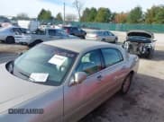 ✅ 2009 Lincoln Town Car Signature Limited • VIN: 2LNHM82V39X619538 • Lot: 43689688. Listed on IAAI with 196,708 mi. Free auction sales archive from the USA and detailed vehicle history report at DreamBid. Image 6.