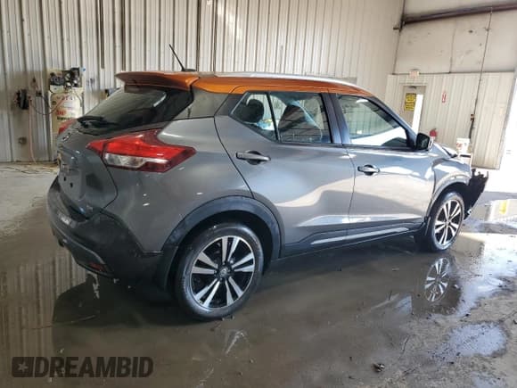 ✅ 2019 Nissan Kicks S • VIN: 3N1CP5CU1KL559540 • Lot: 93241725. Wystawiony na Copart z przebiegiem 27 586 mil. Bezpłatny archiwum sprzedaży aukcyjnych z USA i szczegółowy raport historii pojazdu na DreamBid. Zdjęcie 3.