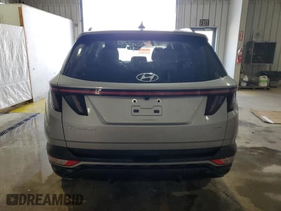 ✅ 2022 Hyundai Tucson Preferred • VIN: KM8JBCAE3NU170567 • Lot: 49965335. Wystawiony na Copart z przebiegiem 22 950 mil. Bezpłatny archiwum sprzedaży aukcyjnych z USA i szczegółowy raport historii pojazdu na DreamBid. Zdjęcie 6.