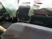 ✅ 2025 GMC Yukon Denali • VIN: 1GKS2DRL7SR104351 • Лот: 58592975. Опубликован ранее на Copart с пробегом Не указан. Бесплатный доступ к архиву аукционных продаж из США и подробный отчёт об истории автомобиля на DreamBid. Изображение 8.