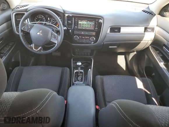 2017 Mitsubishi Outlander ES with VIN JA4AD2A39HZ033450, listed as a Copart auction lot 86176055 with 94,135 mi miles and Salvage title. Bid and sale history available at DreamBid. Image 8.