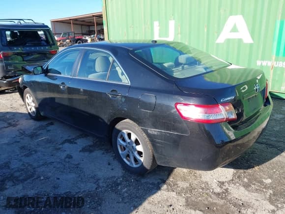 ✅ 2011 Toyota Camry LE • VIN: 4T1BF3EK3BU190340 • Lot: 41834193. Wystawiony na IAAI z przebiegiem 225 492 mil. Bezpłatny archiwum sprzedaży aukcyjnych z USA i szczegółowy raport historii pojazdu na DreamBid. Zdjęcie 3.