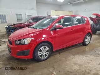✅ 2013 Chevrolet Sonic LT • VIN: 1G1JC6SH9D4197016 • Лот: 93936345. Опубликован ранее на Copart с пробегом 123 733 миль. Бесплатный доступ к архиву аукционных продаж из США и подробный отчёт об истории автомобиля на DreamBid. Изображение 1.