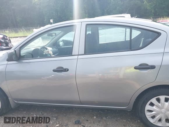 ✅ 2012 Nissan Versa SV • VIN: 3N1CN7AP7CL837132 • Лот: 42682677. Опубликован ранее на IAAI с пробегом 166 650 миль. Бесплатный доступ к архиву аукционных продаж из США и подробный отчёт об истории автомобиля на DreamBid. Изображение 14.