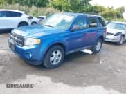 ✅ 2010 Ford Escape XLT • VIN: 1FMCU0D70AKB41824 • Lot: 43263123. Wystawiony na IAAI z przebiegiem 121 884 mil. Bezpłatny archiwum sprzedaży aukcyjnych z USA i szczegółowy raport historii pojazdu na DreamBid. Zdjęcie 2.