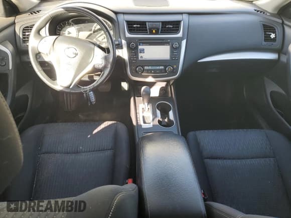 ✅ 2017 Nissan Altima S • VIN: 1N4AL3AP1HC158680 • Lot: 92027835. Wystawiony na Copart z przebiegiem 99 546 mil. Bezpłatny archiwum sprzedaży aukcyjnych z USA i szczegółowy raport historii pojazdu na DreamBid. Zdjęcie 8.