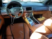 ✅ 2015 Jaguar XF Portfolio • VIN: SAJWA0F74F8U61967 • Lot: 90250955. Wystawiony na Copart z przebiegiem 75 796 mil. Bezpłatny archiwum sprzedaży aukcyjnych z USA i szczegółowy raport historii pojazdu na DreamBid. Zdjęcie 8.