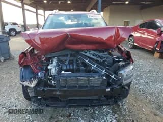 ✅ 2024 Hyundai Venue SEL • VIN: KMHRC8A39RU315337 • Lot: 83409404. Listed on Copart with 11,621 mi. Free auction sales archive from the USA and detailed vehicle history report at DreamBid. Image 5.