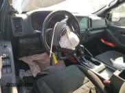 ✅ 2023 Nissan Frontier SV • VIN: 1N6ED1EJ9PN629946 • Lot: 52495455. Wystawiony na Copart z przebiegiem Nie podano. Bezpłatny archiwum sprzedaży aukcyjnych z USA i szczegółowy raport historii pojazdu na DreamBid. Zdjęcie 8.