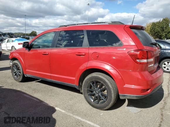 ✅ 2019 Dodge Journey SE • VIN: 3C4PDCBB9KT870791 • Lot: 86898505. Wystawiony na Copart z przebiegiem 107 948 mil. Bezpłatny archiwum sprzedaży aukcyjnych z USA i szczegółowy raport historii pojazdu na DreamBid. Zdjęcie 2.