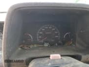 ✅ 1995 Geo Tracker • VIN: 2CNBE18UXS6930601 • Lot: 76079094. Wystawiony na Copart z przebiegiem 276 136 mil. Bezpłatny archiwum sprzedaży aukcyjnych z USA i szczegółowy raport historii pojazdu na DreamBid. Zdjęcie 9.