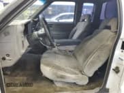 ✅ 1997 Chevrolet S-10 LS • VIN: 1GCCS19X4V8185109 • Лот: 84201994. Опубликован ранее на Copart с пробегом 168 485 миль. Бесплатный доступ к архиву аукционных продаж из США и подробный отчёт об истории автомобиля на DreamBid. Изображение 7.