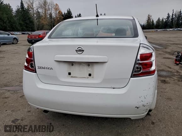 ✅ 2008 Nissan Sentra 2.0 • VIN: 3N1AB61EX8L678056 • Lot: 94098555. Listed on Copart with 111,578 mi. Free auction sales archive from the USA and detailed vehicle history report at DreamBid. Image 6.