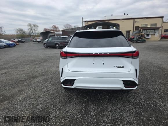 ✅ 2024 Lexus RX 500h F Sport Performance • VIN: 2T2BCMEA9RC016091 • Лот: 92692605. Опубликован ранее на Copart с пробегом 23 670 миль. Бесплатный доступ к архиву аукционных продаж из США и подробный отчёт об истории автомобиля на DreamBid. Изображение 6.