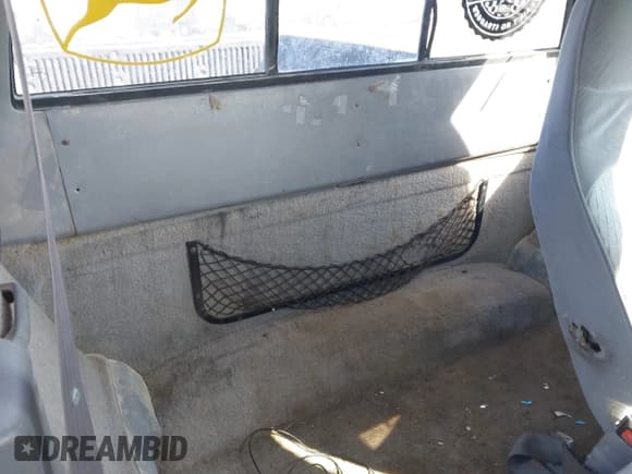 ✅ 1994 Ford Ranger Splash • VIN: 1FTCR15X3RPC11809 • Lot: 41878268. Wystawiony na IAAI z przebiegiem 252 657 mil. Bezpłatny archiwum sprzedaży aukcyjnych z USA i szczegółowy raport historii pojazdu na DreamBid. Zdjęcie 8.