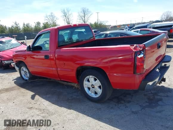 2004 Chevrolet Silverado 1500 z VIN 1GCEC14X34Z338245, wystawiony jako IAAI lot #42038672 z przebiegiem Nie podano mil oraz . Historia ofert i sprzedaży dostępna na DreamBid. Obrazek 14.